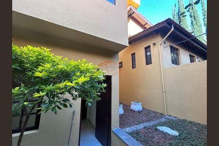 4_photo/94cf00944d.3df937b85af5ad47-ATLAS-2d5f3215-dc6c-4564-b340-16b36a013cee.jpg de casa à venda com 6 quartos, 284m² em Caiapia, Cotia