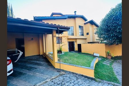 2_photo/94cf00944d.3df937b85af5ad47-ATLAS-be38d5a3-6519-42b4-a7fc-4d4be32f0cdb.jpg de casa à venda com 6 quartos, 284m² em Caiapia, Cotia