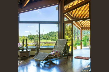 20_photo/94cf00954f.98a2f1197ddc2320-ATLAS-cb6be5b7-d2d4-48f5-bc30-feb07c9b4d6f.jpg de casa de condomínio à venda com 4 quartos, 724m² em Caiapia, Cotia