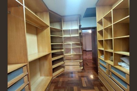 4_photo/94cf009587.7a37549eceeba21f-ATLAS-9a87f762-ea2f-4745-abfa-eaedf2fac17a.jpg de casa de condomínio à venda com 4 quartos, 436m² em São Paulo II, Cotia