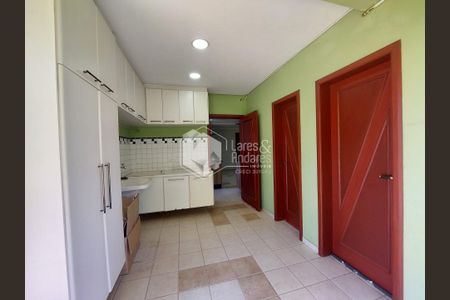 19_photo/94cf00959d.4cea1a0b3f6bbd2f-ATLAS-fb0cf163-ba8a-4c79-8a01-f0c88a2ca11f.jpg de casa de condomínio à venda com 4 quartos, 437m² em Jardim Sao Paulo II, Cotia