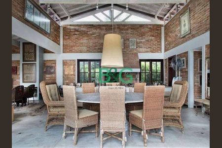 7_photo/94cf0095a9.c27bb358fc36071b-ATLAS-cafdc845-e2f6-420f-8e93-34eff39cc46f.jpg de casa de condomínio à venda com 4 quartos, 561m² em Jardim Sao Paulo II, Cotia