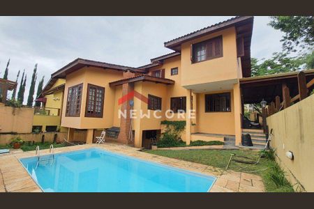 46_photo/94cf0095b5.6618d879b31b9a75-ATLAS-7b20d1ee-a910-4425-bdbe-71e956a3c21d.jpg de casa à venda com 4 quartos, 450m² em Jardim Sao Paulo II, Cotia