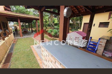 32_photo/94cf0095b5.6618d879b31b9a75-ATLAS-bd231e4e-ed26-4ddc-bf89-a6f10e320a13.jpg de casa à venda com 4 quartos, 450m² em Jardim Sao Paulo II, Cotia