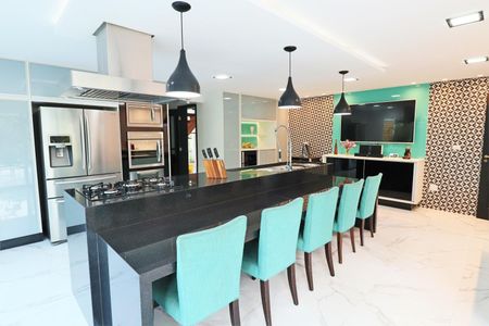 5_photo/94cf0095ef.1a4326ce4ee25dea-ATLAS-f86dc8a0-e4b0-4336-a0c0-d69eb0cb7dbc.jpg de casa de condomínio à venda com 5 quartos, 921m² em Jardim Sao Paulo II, Cotia