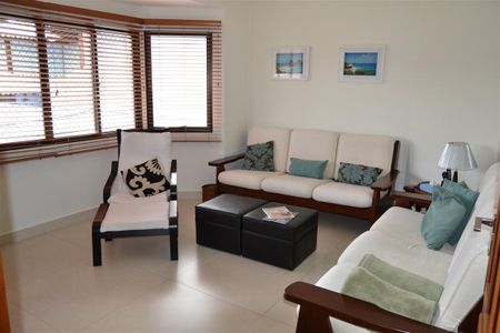 1_photo/94cf009663.6a314c56d3e4f9ad-ATLAS-761b0a0d-926f-4d2b-b562-ce90aea713b3.jpg de casa de condomínio à venda com 4 quartos, 450m² em Jardim Sao Paulo II, Cotia