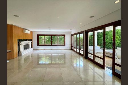 4_photo/94cf00967d.17a4969d13b5e058-ATLAS-09ff44a4-7ca3-44fb-98fb-84f4e2543a0d.jpg de casa à venda com 5 quartos, 752m² em Jardim Sao Paulo II, Cotia