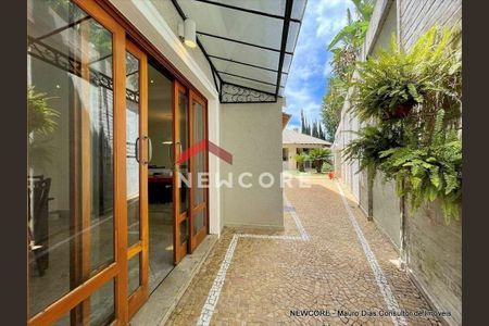 17_photo/94cf00967d.17a4969d13b5e058-ATLAS-4812cb4c-946c-4b97-878b-953e6a4e13a6.jpg de casa à venda com 5 quartos, 752m² em Jardim Sao Paulo II, Cotia