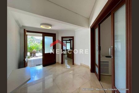 9_photo/94cf00967d.17a4969d13b5e058-ATLAS-8c8306df-97b1-41bf-bc74-63ad86c8fe6a.jpg de casa à venda com 5 quartos, 752m² em Jardim Sao Paulo II, Cotia