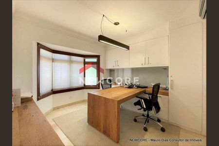 10_photo/94cf00967d.17a4969d13b5e058-ATLAS-b3ae4ee6-e523-41f7-976b-babb1b2d8718.jpg de casa à venda com 5 quartos, 752m² em Jardim Sao Paulo II, Cotia