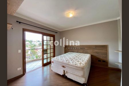 3_photo/94cf0096bb.ceff8192393c33de-ATLAS-e3966325-da7d-41b5-9cd9-ef99705328f3.jpg de casa à venda com 3 quartos, 400m² em São Paulo II, Cotia