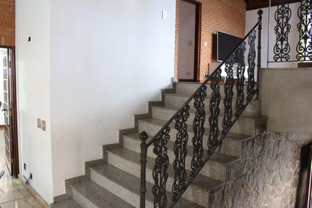 3_photo/94cf0096c5.912bb953107d94de-ATLAS-072369ff-cbcf-4409-ad2f-700ff1d1376c.jpg de casa à venda com 4 quartos, 451m² em Jardim Sao Paulo II, Cotia