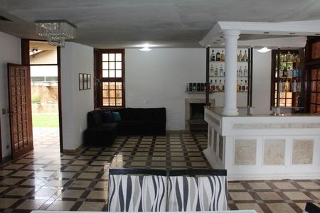 21_photo/94cf0096c5.912bb953107d94de-ATLAS-706e6864-4ac8-4618-89ca-390d4806849d.jpg de casa à venda com 4 quartos, 451m² em Jardim Sao Paulo II, Cotia