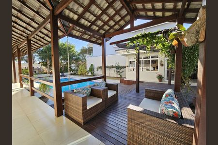 7_photo/94cf0096cb.3aed5bbd04158097-ATLAS-4befcd03-880f-4263-9cfa-ee8acbb67f8e.jpg de casa à venda com 4 quartos, 470m² em Jardim Sao Paulo II, Cotia