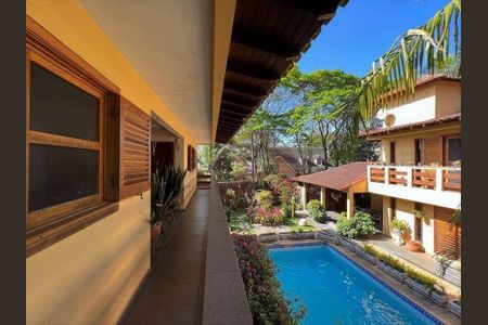 37_photo/94cf0096cd.66fcc92b62920e23-ATLAS-a837d7ed-27d2-43d9-84e0-35963630f623.jpg de casa de condomínio à venda com 4 quartos, 342m² em São Paulo II, Cotia