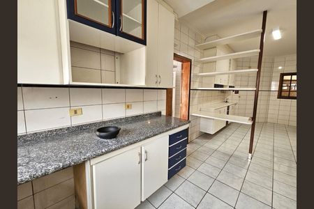 5_photo/94cf0096e1.526b8d0f117d2dc5-ATLAS-29609835-a439-4ab3-b69f-406ec9178a1f.jpg de casa de condomínio à venda com 4 quartos, 424m² em São Paulo II, Cotia