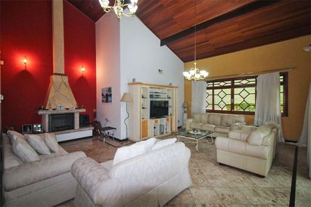 9_photo/94cf0096f5.26dc6cb80f3e86b0-ATLAS-1d185a17-c7a7-42f8-b64d-f8db49ed24b3.jpg de casa de condomínio à venda com 4 quartos, 700m² em Jardim Sao Paulo II, Cotia