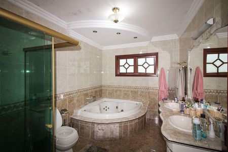 7_photo/94cf0096f5.26dc6cb80f3e86b0-ATLAS-e1b2b45d-994b-43f4-9e24-2d70245917f2.jpg de casa de condomínio à venda com 4 quartos, 700m² em Jardim Sao Paulo II, Cotia