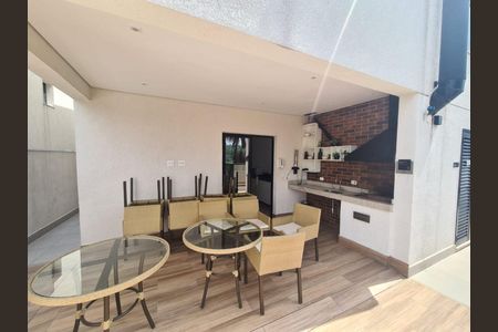 12_photo/94cf0098d9.4a7f9b77a63b4ca8-ATLAS-b8004f59-044a-45c8-a15f-52156bd76c93.jpg de casa à venda com 3 quartos, 150m² em Parque Rincao, Cotia