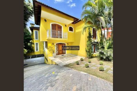 5_photo/94cf0099a9.11ba788d0590c2c3-ATLAS-73b91c32-ebfc-47d2-871f-25743317fe7b.jpg de casa à venda com 4 quartos, 503m² em Parque Rincao, Cotia