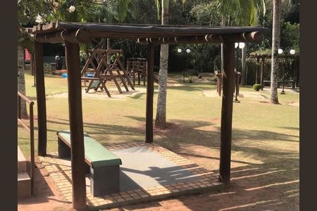 1_photo/94cf0099a9.9f73e101bd22bb98-ATLAS-e4ef69c5-1d46-4058-aa28-b3ab50b51edf.jpg de casa de condomínio à venda com 3 quartos, 320m² em Parque Rincao, Cotia