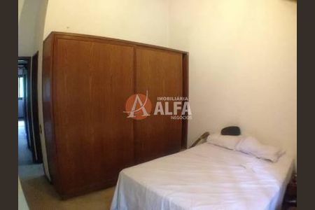 5_photo/94cf009d4b.cbbfd4a03055828f-ATLAS-2e99483f-525f-4280-bb12-ac3b91ec35e8.jpg de casa à venda com 4 quartos, 250m² em Granja Viana II, Cotia
