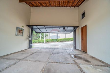 46_photo/94cf009f4b.cbf8603e470b151e-ATLAS-e42cb9ab-598d-46c4-9753-232b0892f2cf.jpg de casa à venda com 3 quartos, 240m² em Parque Rincao, Cotia