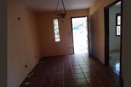 11_photo/94cf00a161.1f85094cffd9cdaa-ATLAS-72b1c754-a955-4248-8b1f-3f251d224682.jpg de casa à venda com 3 quartos, 180m² em Parque Rincao, Cotia