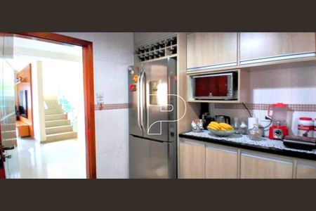5_photo/94cf00a1ef.445c0bca81181d7a-ATLAS-beb68e8c-7159-430a-ae53-9691aa6bb914.jpg de casa à venda com 3 quartos, 240m² em Parque Rincao, Cotia