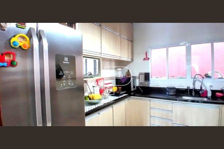 6_photo/94cf00a1ef.445c0bca81181d7a-ATLAS-efe7df85-4c66-47b4-8d05-d1c47a076afe.jpg de casa à venda com 3 quartos, 240m² em Parque Rincao, Cotia