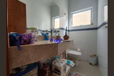 5_photo/94cf00a1ef.496a083b50134bc9-ATLAS-0e583a0b-1bdf-4121-8de9-3b032518f2c6.jpg de casa à venda com 3 quartos, 211m² em Caiapia, Cotia