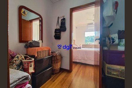 4_photo/94cf00a1ef.496a083b50134bc9-ATLAS-2da1ea29-ecac-4704-9b8f-9e036541df04.jpg de casa à venda com 3 quartos, 211m² em Caiapia, Cotia