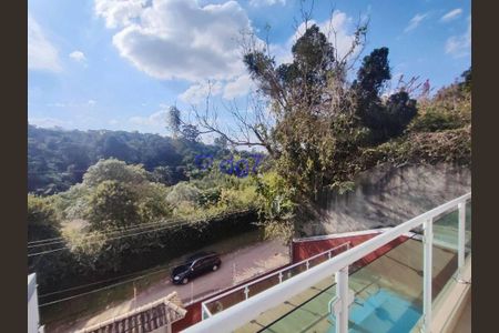 34_photo/94cf00a1ef.496a083b50134bc9-ATLAS-6f9c8d69-ee77-472b-9e66-e024e346fbd2.jpg de casa à venda com 3 quartos, 211m² em Caiapia, Cotia