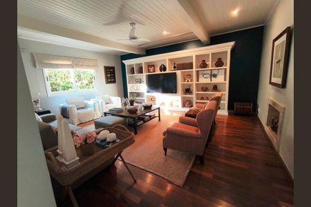 7_photo/94cf00a2dd.066cb10c4ae45710-ATLAS-6ade978a-2188-4922-880d-e9d4376e04d7.jpg de casa de condomínio à venda com 4 quartos, 1000m² em Jardim Pioneira, Cotia