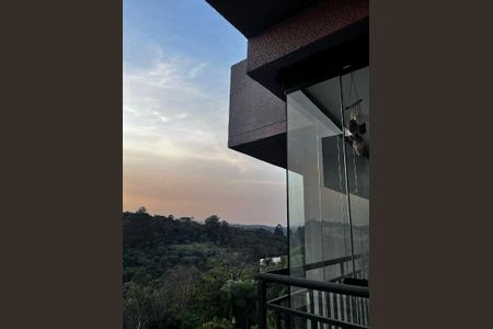 37_photo/94cf00a43b.ceff8192393c33de-ATLAS-cfc64899-f518-4ac5-903d-37e7a1a54e1a.jpg de casa à venda com 2 quartos, 43m² em Jardim Pioneira, Cotia