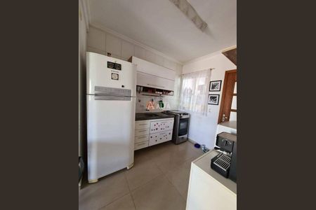 3_photo/94cf00a49f.4cea1a0b3f6bbd2f-ATLAS-b7e1b40e-37e0-432c-a257-94545f2771df.jpg de casa à venda com 3 quartos, 96m² em Caiapia, Cotia