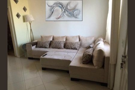 2_photo/94cf00a49f.e80d1263c19ddd3f-ATLAS-a6d724ae-f7b2-4a37-8b80-24ac9b22f84c.jpg de casa à venda com 2 quartos, 70m² em Caiapia, Cotia