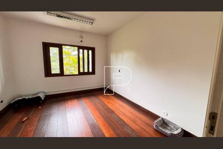 41_photo/94cf00a509.adbb37f92a381176-ATLAS-4b6fde25-1be2-419f-b79f-da682e35b808.jpg de casa à venda com 6 quartos, 871m² em Vila Jovina, Cotia