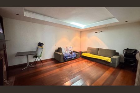 43_photo/94cf00a509.adbb37f92a381176-ATLAS-ef870030-0468-4eab-8d65-6666790514c1.jpg de casa para alugar com 6 quartos, 870m² em Vila Jovina, Cotia