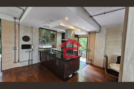 7_photo/94cf00a561.2a17df7df6ae08cb-ATLAS-60171d76-e278-40d7-baef-af16327ef90a.jpg de casa à venda com 4 quartos, 362m² em Lajeado, Cotia