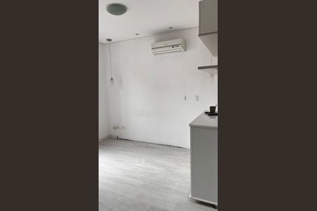 6_photo/94cf00a6a9.826320bd9fe033a1-ATLAS-283c2a26-263e-4324-8257-e7fd321ec59a.jpg de casa de condomínio à venda com 3 quartos, 212m² em Caiapia, Cotia