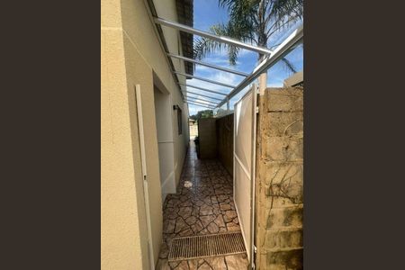 3_photo/94cf00a6b9.61df383ebc62b81a-ATLAS-38f2bce3-a9e0-44d1-b7ce-0a8901d298c1.jpg de casa à venda com 3 quartos, 105m² em Parque Rincao, Cotia