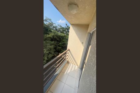 3_photo/94cf00a6fb.c223de11aafb34a6-ATLAS-0aaa9eb7-46af-4e2b-8ced-c640ce4c2e23.jpg de apartamento à venda com 2 quartos, 49m² em Caiapia, Cotia