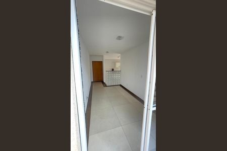 2_photo/94cf00a6fb.c223de11aafb34a6-ATLAS-e60d51da-eee6-4191-b806-ad81de46ee3e.jpg de apartamento à venda com 2 quartos, 49m² em Caiapia, Cotia