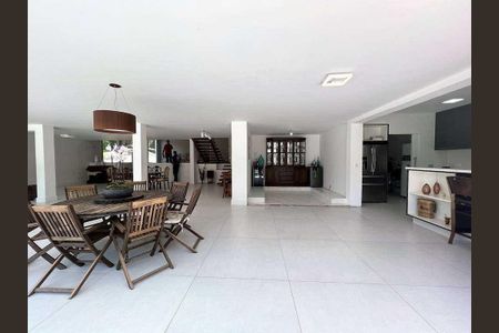 9_photo/94cf00a9cf.f0ecc906b832f777-ATLAS-183d8f01-eb72-47c9-87c4-42a9fde00d91.jpg de apartamento à venda com 5 quartos, 1100m² em Parque Rincao, Cotia