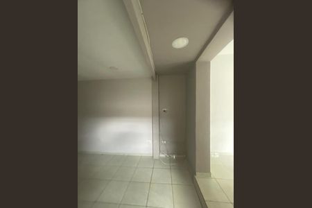 2_photo/94cf00aa0d.b2c1f66c79c6256c-ATLAS-0a07e8f7-1b1b-44aa-9288-a1f2ee8f5073.jpg de casa à venda com 2 quartos, 125m² em Jardim Sabiá, Cotia