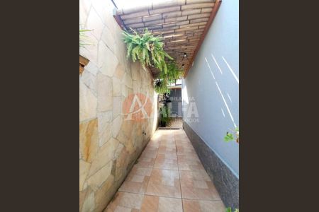 9_photo/94cf00aa63.c73b78bac5a2f3b6-ATLAS-5e800d64-c9eb-4af6-9201-1773c6edc8b6.jpg de casa à venda com 2 quartos, 128m² em Jardim Sabiá, Cotia