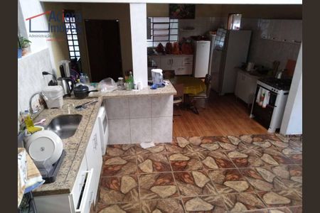 9_photo/94cf00aafb.1667ae19e427a361-ATLAS-7f231a46-c76c-4a2e-9d3e-ca3dfd946f0a.jpg de casa à venda com 3 quartos, 200m² em Lajeado, Cotia