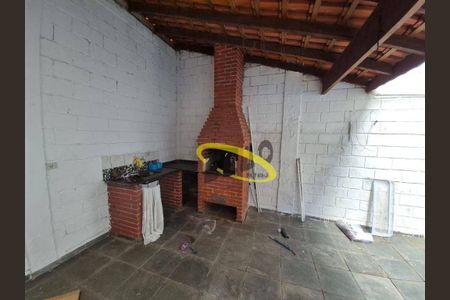 10_photo/94cf00afa9.9ab5ac959eee5ade-ATLAS-862e16c2-75e7-4e61-baaf-ef66b8612406.jpg de casa à venda com 2 quartos, 65m² em Vila Jovina, Cotia