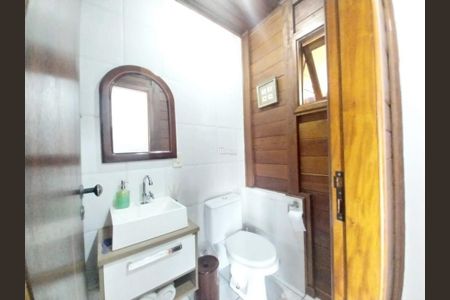 4_photo/94cf00afdb.9c5959cca0926d06-ATLAS-282b9670-11e6-45a5-a2a7-5b8c8e0dbe64.jpg de casa à venda com 3 quartos, 185m² em Granja Clotilde, Cotia